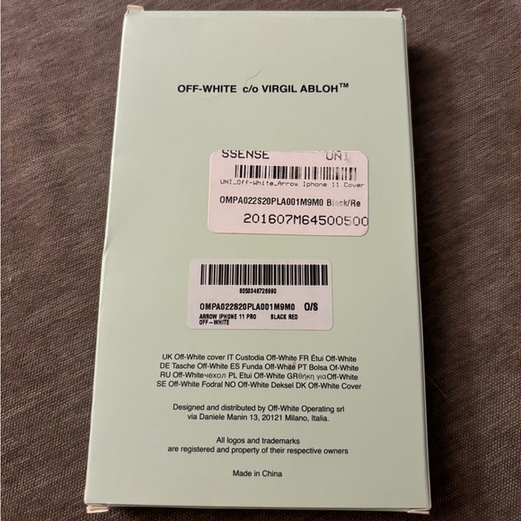 Off-White iPhone 11 Pro case - Picture 3 of 3